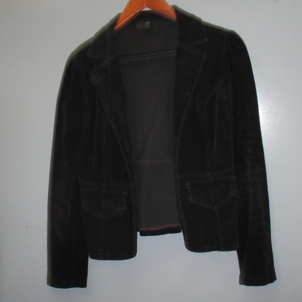 Toska Women's Jacket  Black Color Velvet One Front Button Jacket